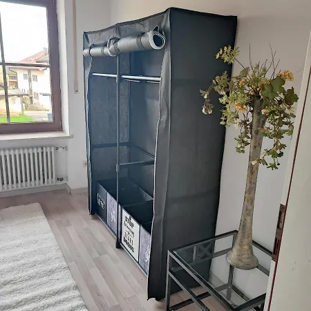 Ferienwohnung Bini アパート Griesstatt